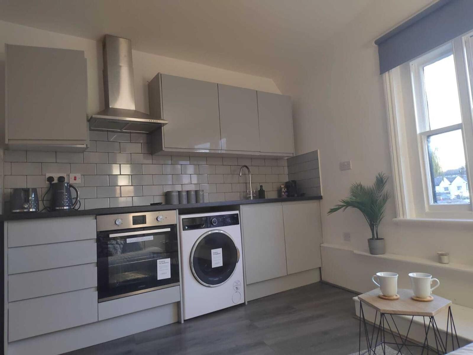 Grade I Listed Luxury Apartment In Hertfordshire Ware Room photo